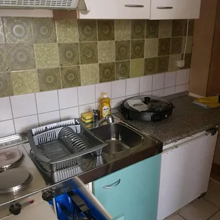 Apartment Dachgeschoss Strasse Krefeld