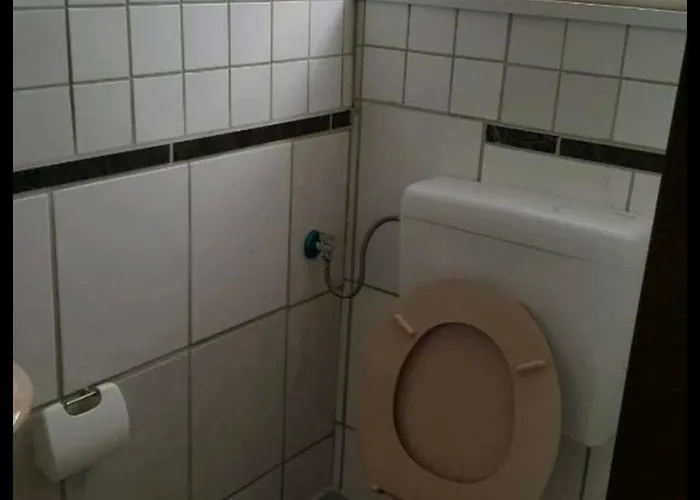 Dachgeschoss Strasse Daire *